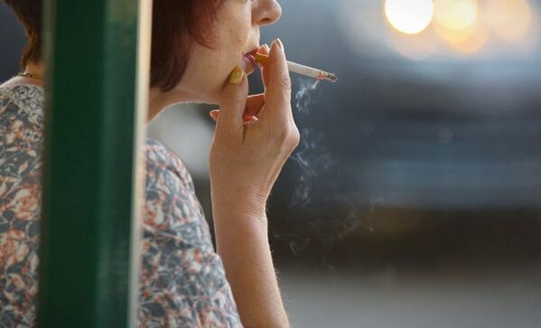 Addiction to smoking increases the likelihood of developing osteochondrosis of the chest