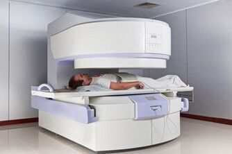 MRI to diagnose thoracic osteochondrosis